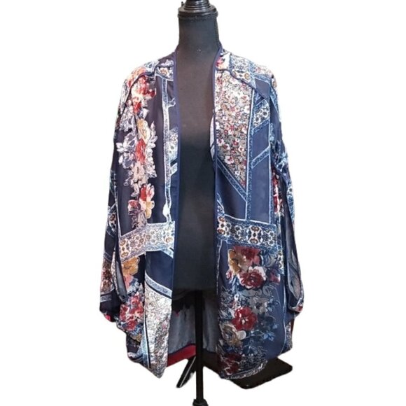 Karlie Velvet Kimono - Picture 1 of 7